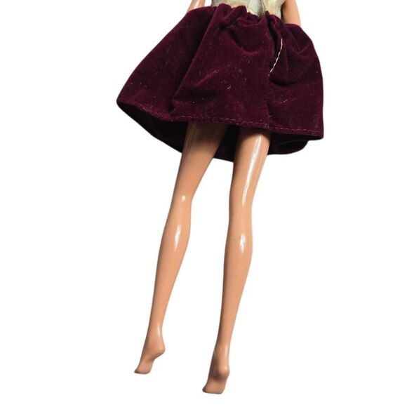 Barbie Doll Theresa Hispanic 2003 - Picture 5 of 5